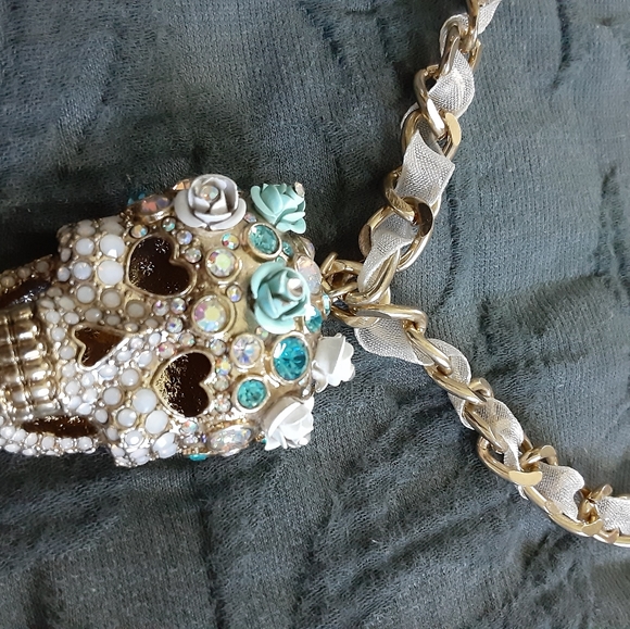 Betsey Johnson Rhinestone Sugar Skull Necklace - Picture 2 of 7